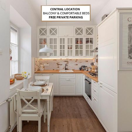 Historical Caserne Apartment Liubliana Exterior foto